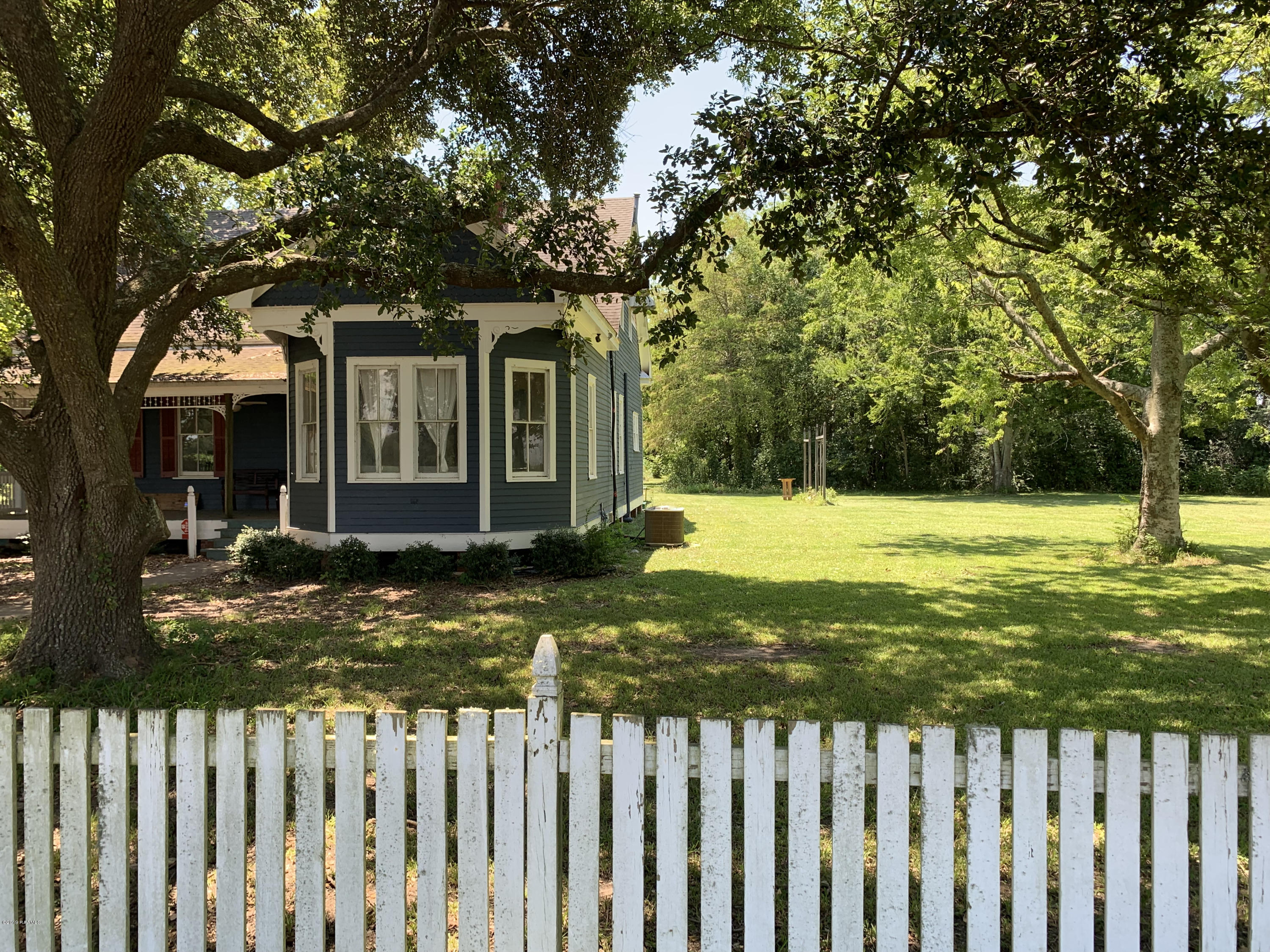 325 Eldrige Young Road Church Point, LA 70525 - Photo 3 of 17 Gallery Image 3
