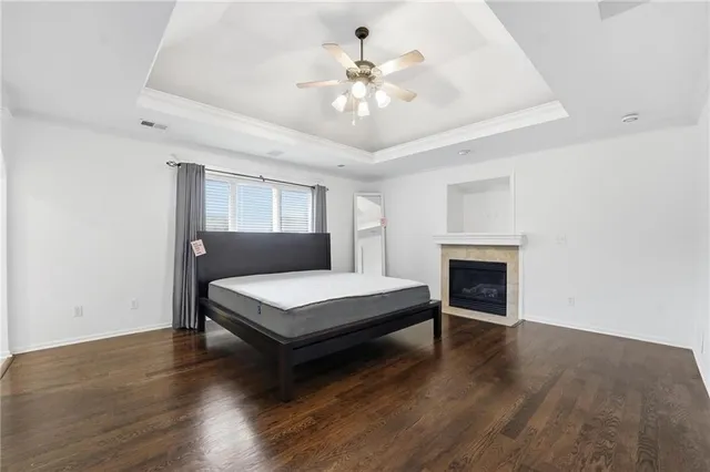 $650,000 | 10107 North Chestnut Court, Kansas City, MO 64155