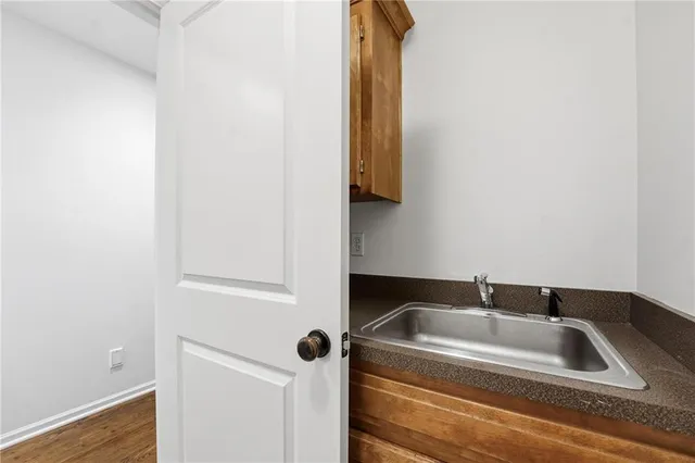 $650,000 | 10107 North Chestnut Court, Kansas City, MO 64155