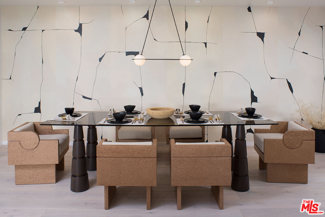 8917 Cynthia Street, Unit 2 West Hollywood, CA 90069 - Photo 16 of 29