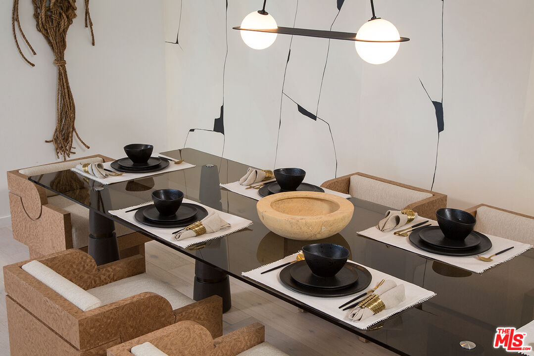 8917 Cynthia Street, Unit 2 West Hollywood, CA 90069 - Photo 17 of 29