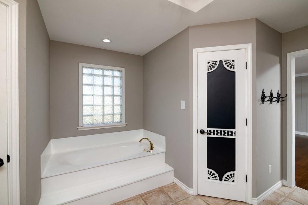 7592 Rawhide Road Celina, TX 75009 - Photo 16 of 38