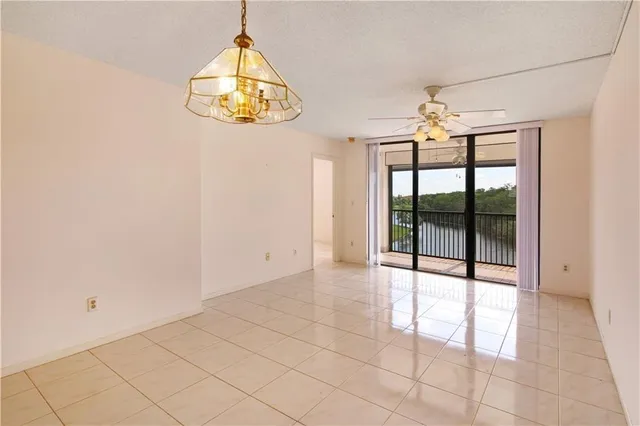 $199,999 | 2900 Northwest 42nd Avenue, Unit A505, Coconut Creek, FL 33066