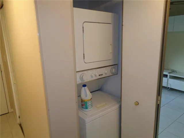 $199,999 | 2900 Northwest 42nd Avenue, Unit A505, Coconut Creek, FL 33066