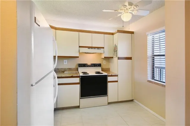 $199,999 | 2900 Northwest 42nd Avenue, Unit A505, Coconut Creek, FL 33066