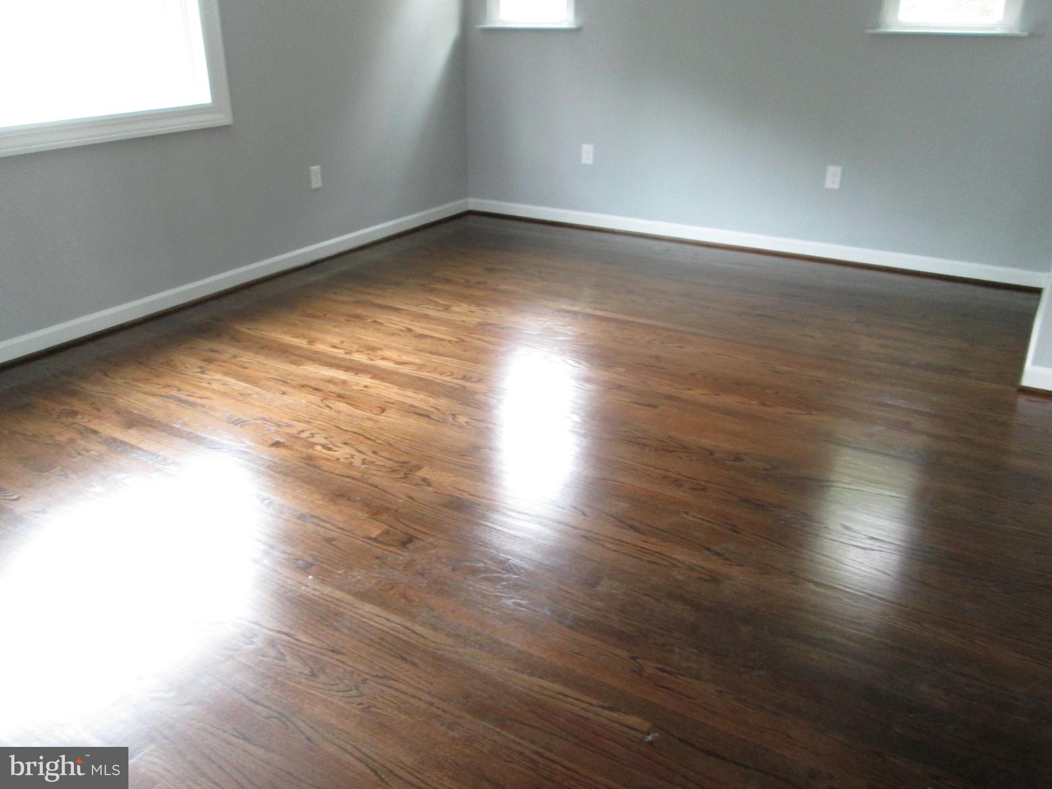 566 Forest View Road Linthicum Heights, MD 21090 - Photo 21 of 51 3rd bedroom- new window plus ceiling fan