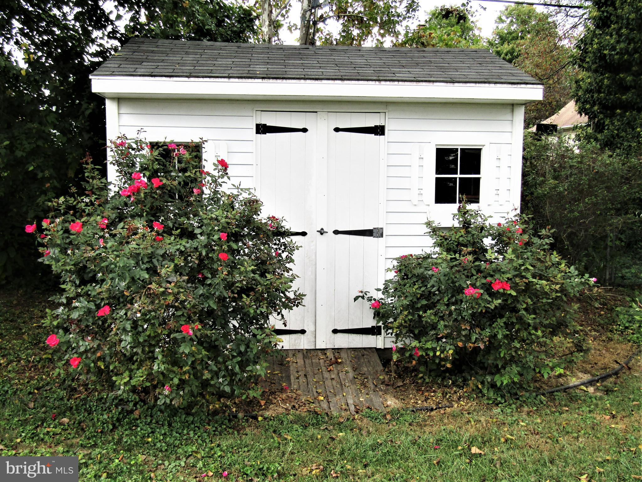 566 Forest View Road Linthicum Heights, MD 21090 - Photo 47 of 51 backyard shed