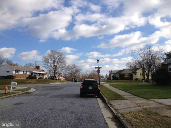 2437 Lakewood Road Baltimore, MD 21234 - Photo 2 of 11 View