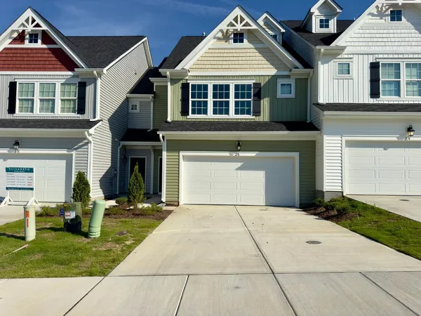 $2,250 | 276 Shingle Oak Road, Wake Forest, NC 27587