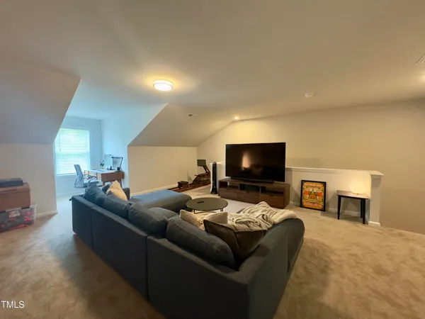 $2,250 | 276 Shingle Oak Road, Wake Forest, NC 27587