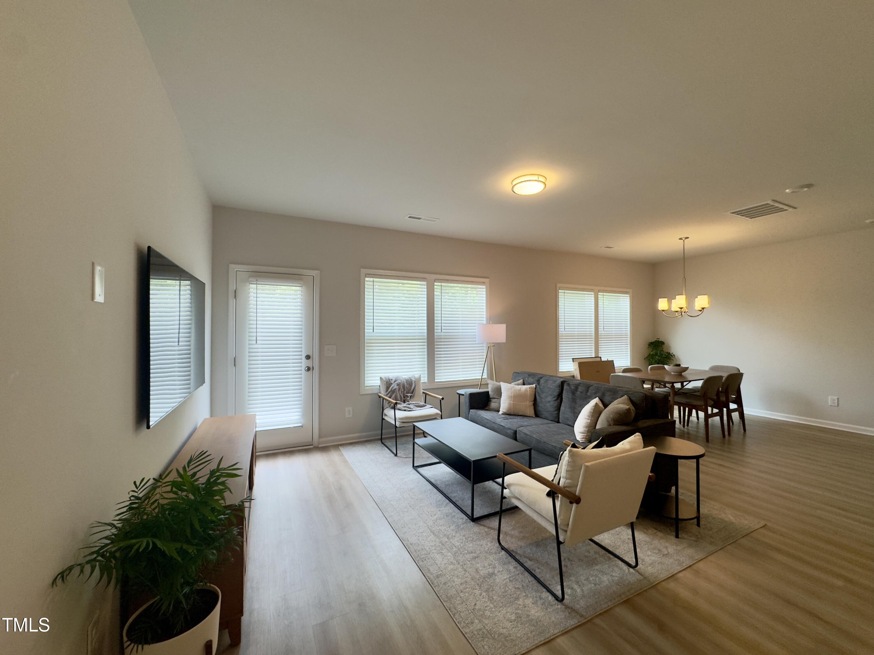 276 Shingle Oak Road Wake Forest, NC 27587 - Photo 5 of 42 IMG_5789