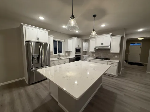 $690,000 | 2778 Ivy Avenue Northeast, St. Michael, MN 55376