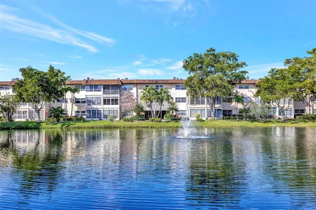 a view of a lake with houses