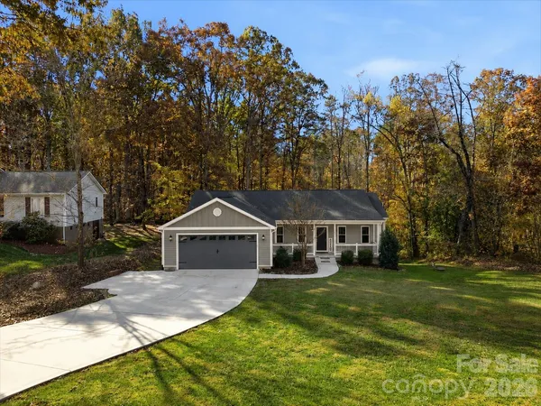 $499,000 | 2705 Andrew Point Drive, Unit 1, Denver, NC 28037