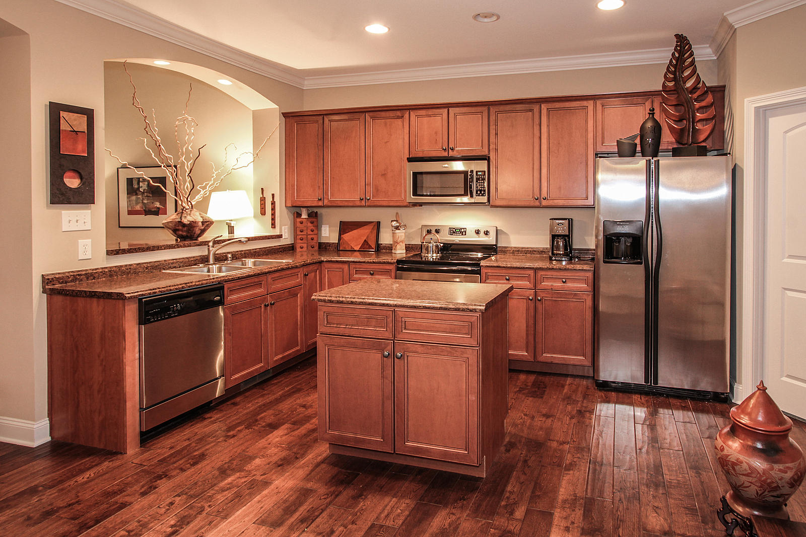 1827 Duncan Road, Unit 104 Knoxville, TN 37919 - Photo 8 of 16 12-IMG_0987