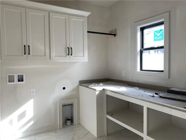 $759,999 | 10515 North Liberty Street, Kansas City, MO 64155