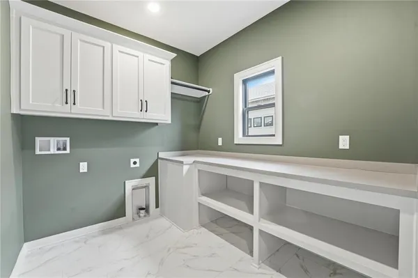 $759,999 | 10515 North Liberty Street, Kansas City, MO 64155