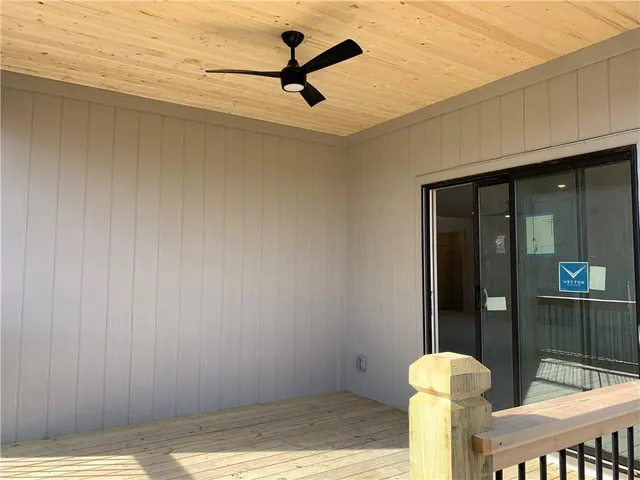 $759,999 | 10515 North Liberty Street, Kansas City, MO 64155