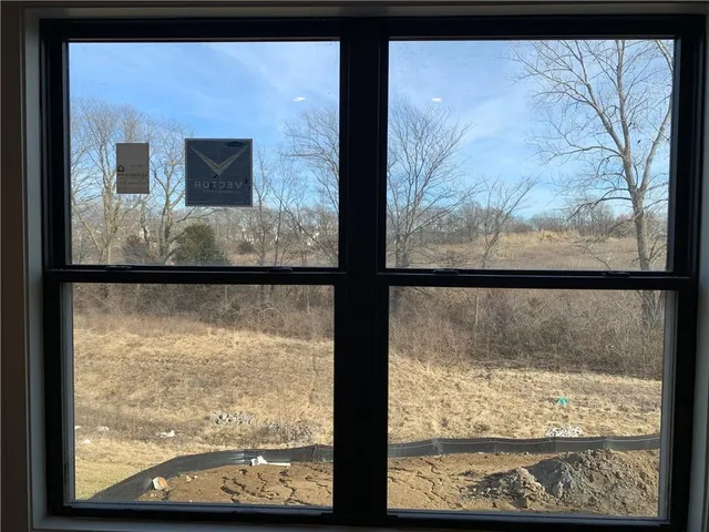 $759,999 | 10515 North Liberty Street, Kansas City, MO 64155