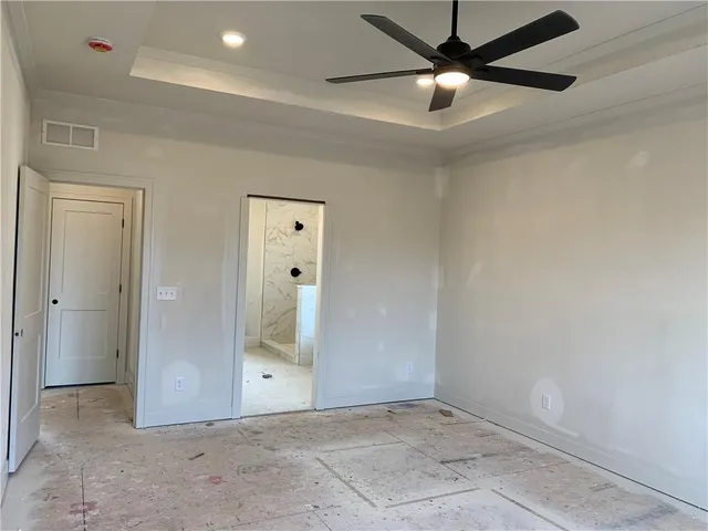 $759,999 | 10515 North Liberty Street, Kansas City, MO 64155