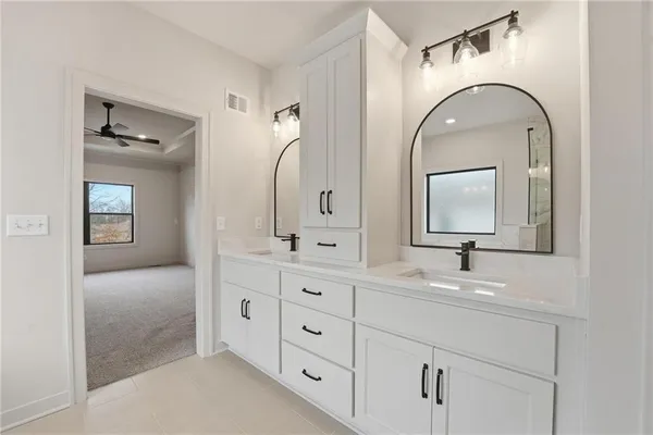 $759,999 | 10515 North Liberty Street, Kansas City, MO 64155