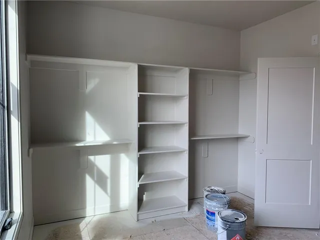 $759,999 | 10515 North Liberty Street, Kansas City, MO 64155