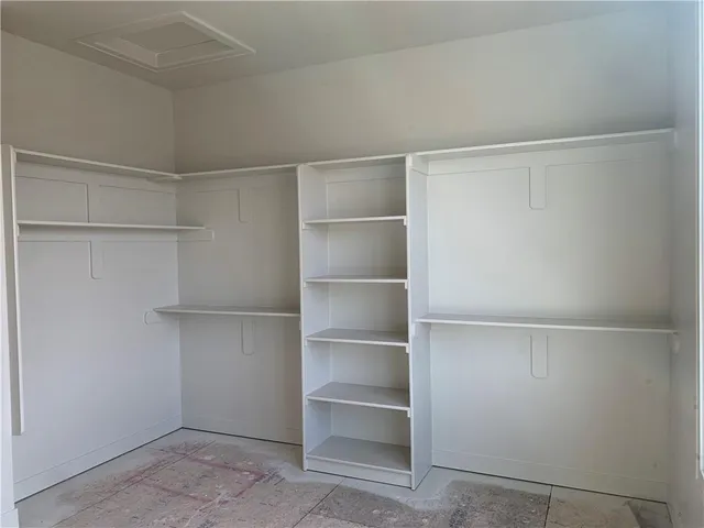 $759,999 | 10515 North Liberty Street, Kansas City, MO 64155