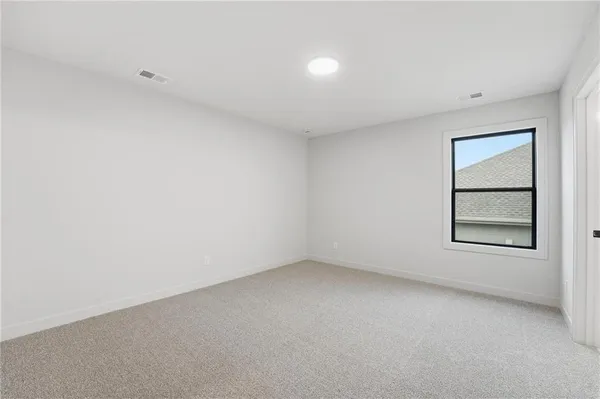 $759,999 | 10515 North Liberty Street, Kansas City, MO 64155