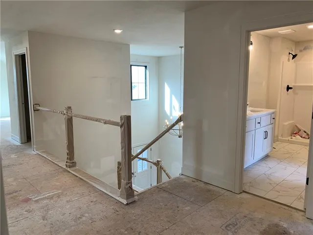 $759,999 | 10515 North Liberty Street, Kansas City, MO 64155