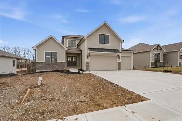 $759,999 | 10515 North Liberty Street, Kansas City, MO 64155