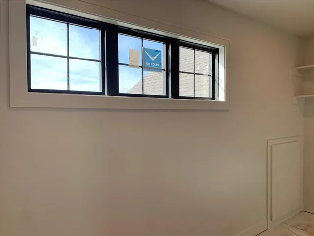 $759,999 | 10515 North Liberty Street, Kansas City, MO 64155