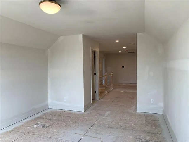 $759,999 | 10515 North Liberty Street, Kansas City, MO 64155