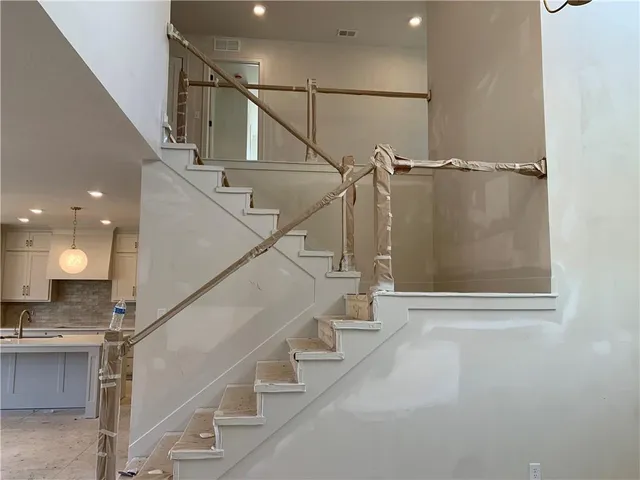 $759,999 | 10515 North Liberty Street, Kansas City, MO 64155