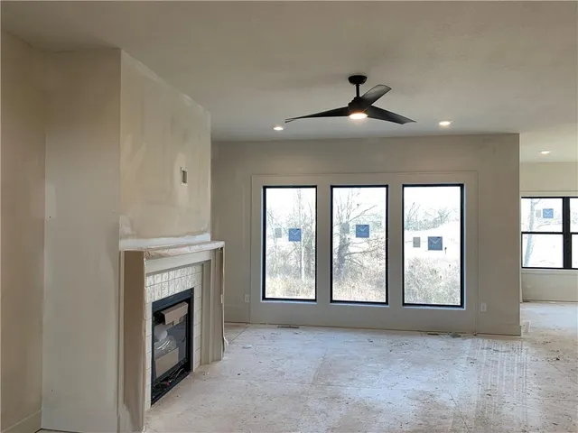 $759,999 | 10515 North Liberty Street, Kansas City, MO 64155