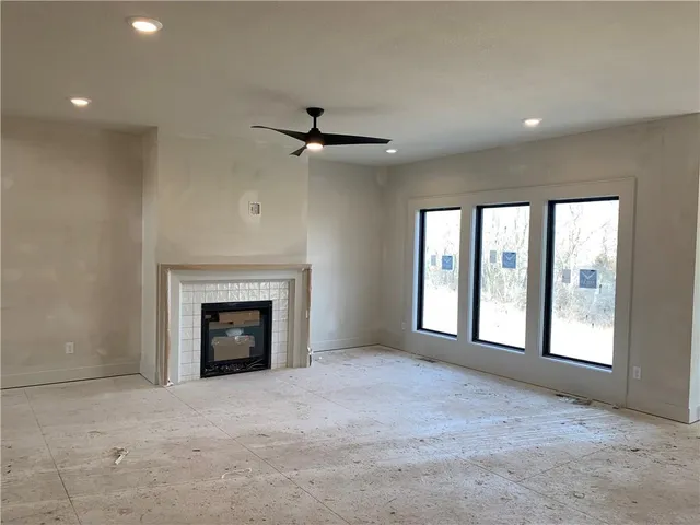 $759,999 | 10515 North Liberty Street, Kansas City, MO 64155