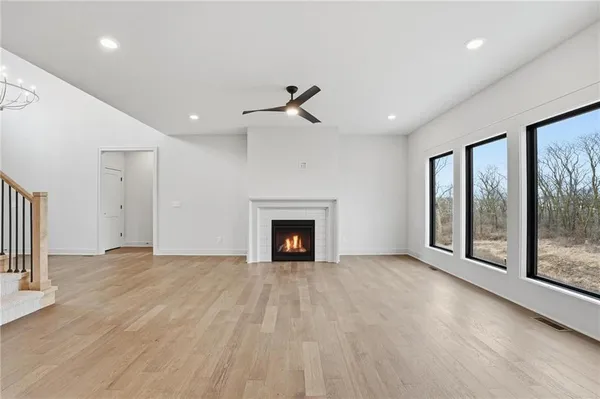 $759,999 | 10515 North Liberty Street, Kansas City, MO 64155