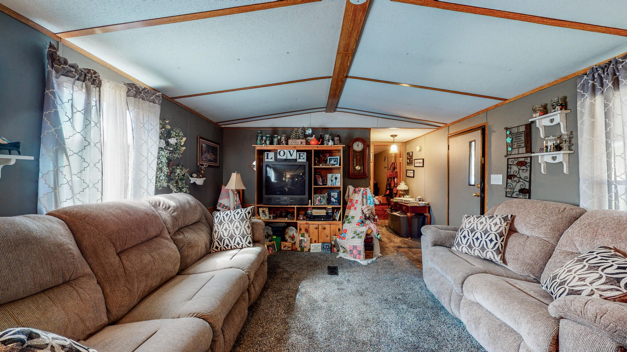 390 Bell Farm Road Jeffersonville, KY 40337 - Photo 16 of 49 390 Bell Farm Rd Jeffersonville KY 40337