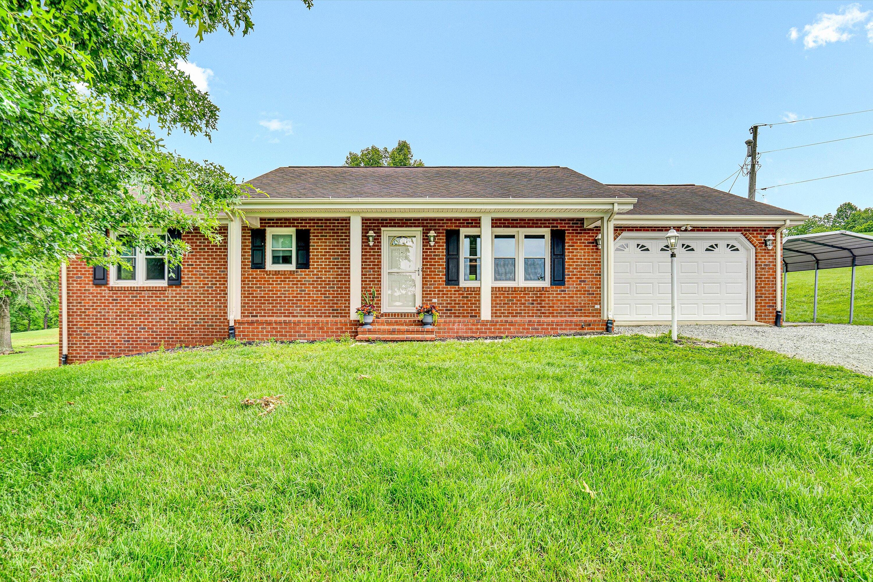 4 Arch Mill Road Fincastle, VA 24090 - Photo 1 of 49 01-DSC00241