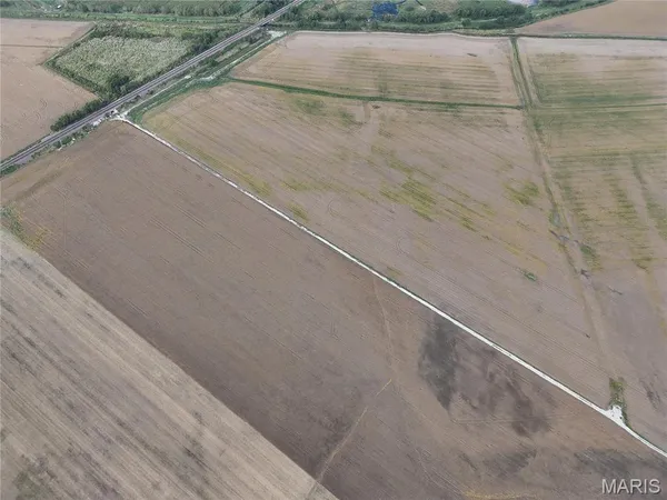 $330,000 | 2-00 Bluff Road, Prairie du Rocher, IL 62277