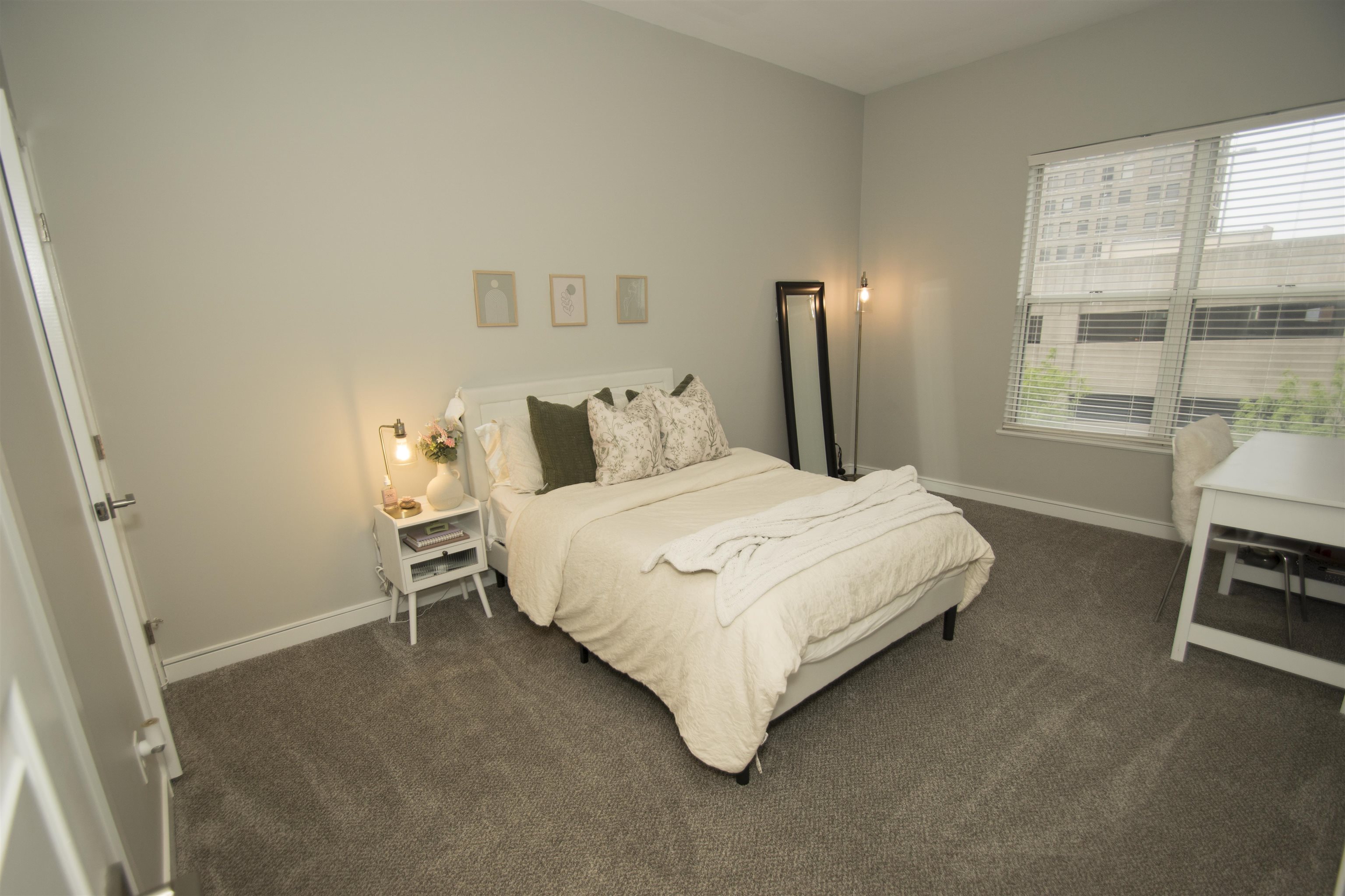 113 West Wayne Street, Unit 404 Fort Wayne, IN 46802 - Photo 13 of 36