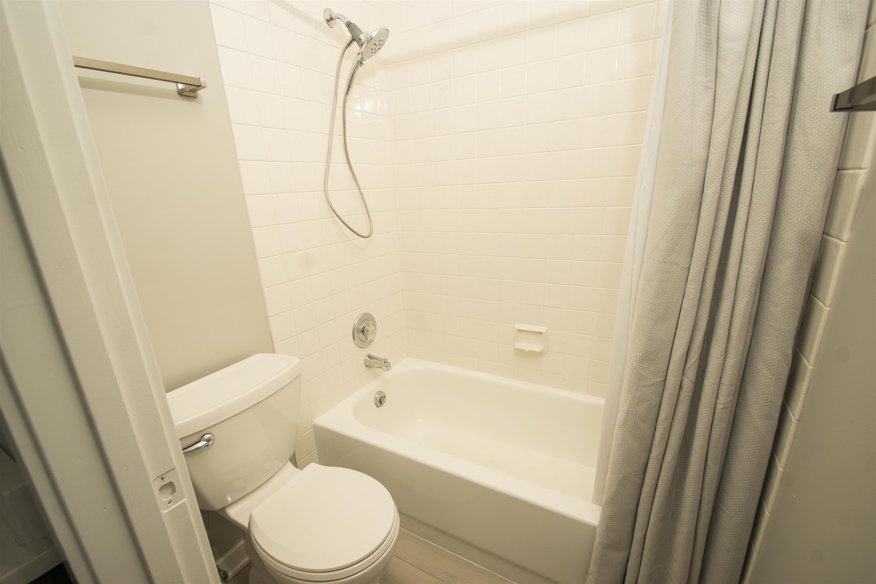 113 West Wayne Street, Unit 404 Fort Wayne, IN 46802 - Photo 20 of 36