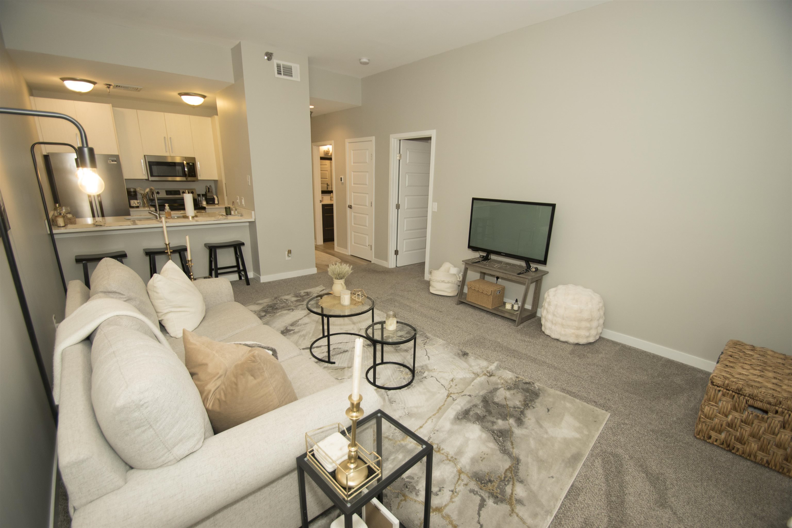 113 West Wayne Street, Unit 404 Fort Wayne, IN 46802 - Photo 5 of 36
