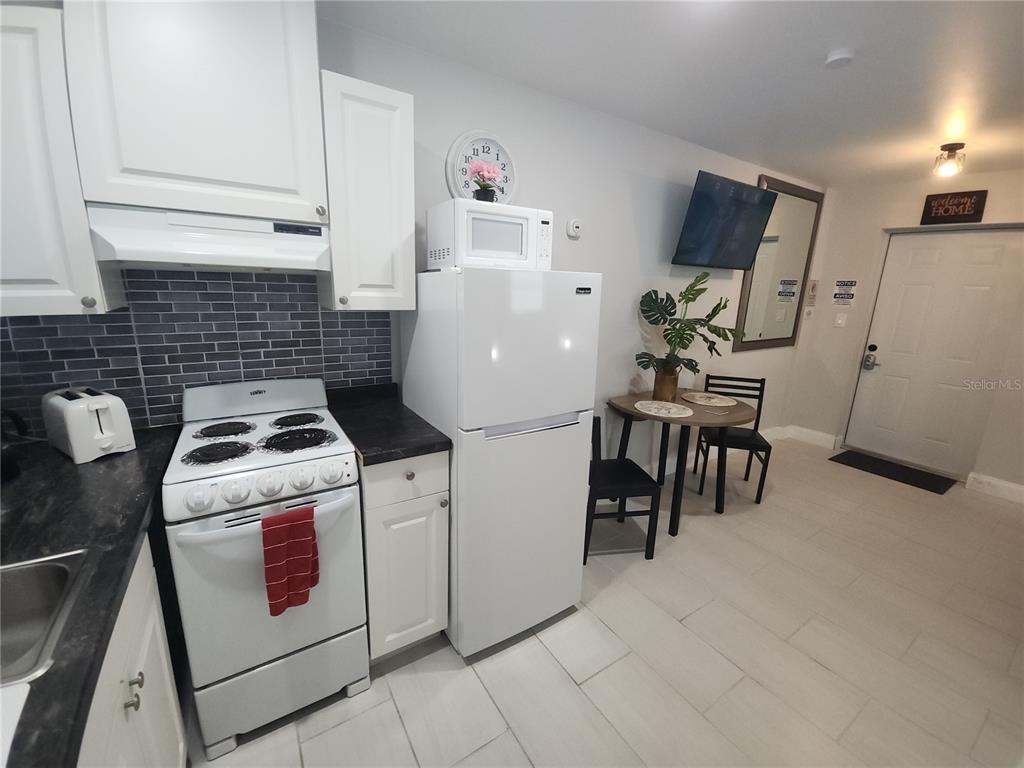 5113 Palmetto Road Kissimmee, FL 34746 - Photo 13 of 16