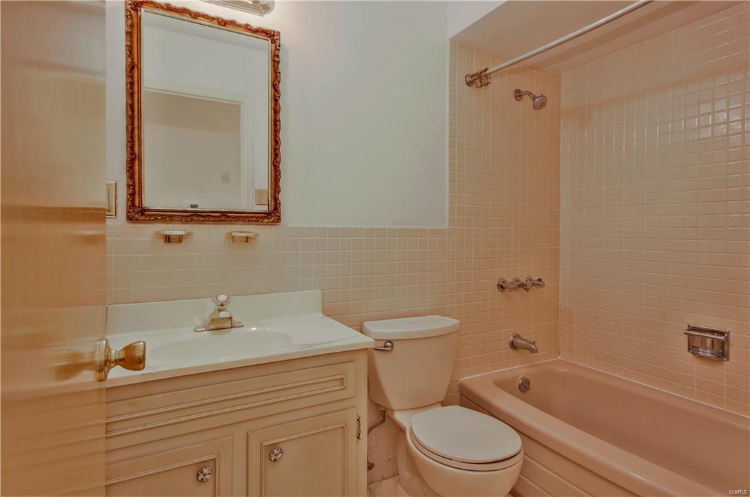 3823 Buckley Road St. Louis, MO 63125 - Photo 13 of 22 Gallery Image 13