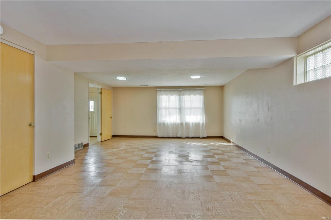 3823 Buckley Road St. Louis, MO 63125 - Photo 16 of 22 Gallery Image 16