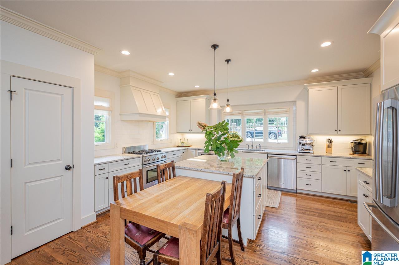 905 Highland Road Birmingham, AL 35209 - Photo 13 of 48