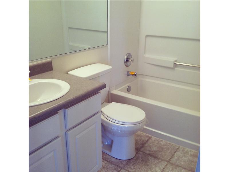 4167 Ash Lawn Road Indianapolis, IN 46234 - Photo 12 of 15 Gallery Image 12
