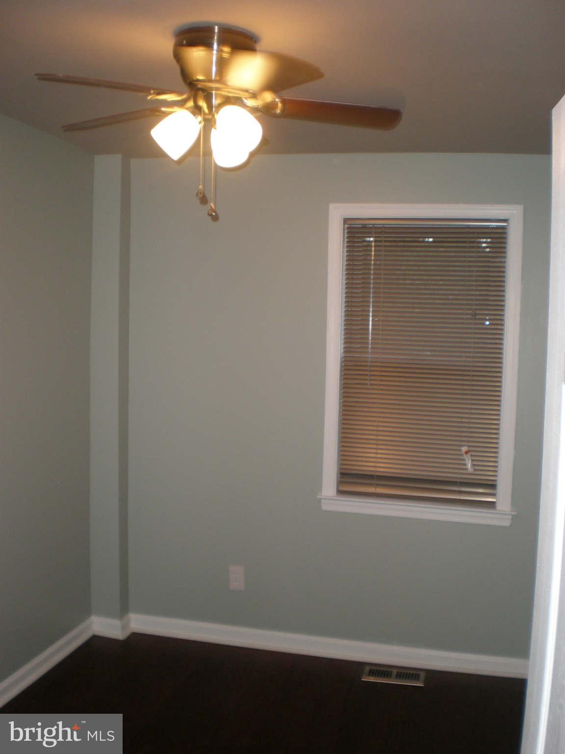 4016 Century Road Baltimore, MD 21206 - Photo 9 of 11 Interior (General)