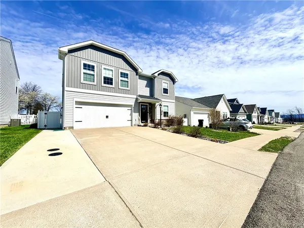 $359,900 | 1017 Colonial Drive, Uniontown, PA 15401