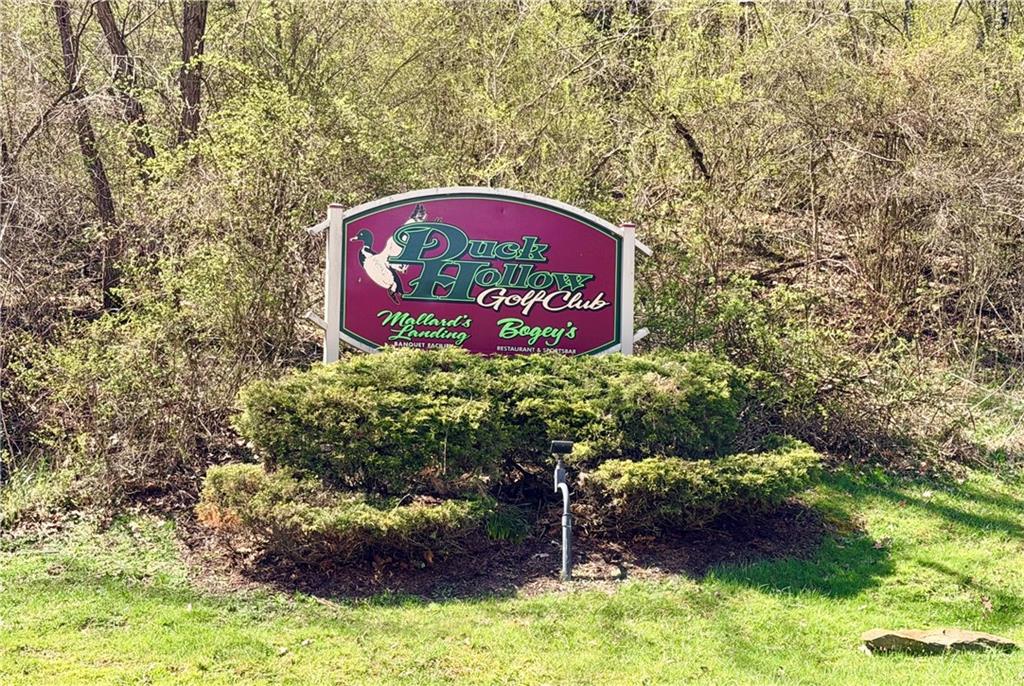 1017 Colonial Drive Uniontown, PA 15401 - Photo 4 of 47